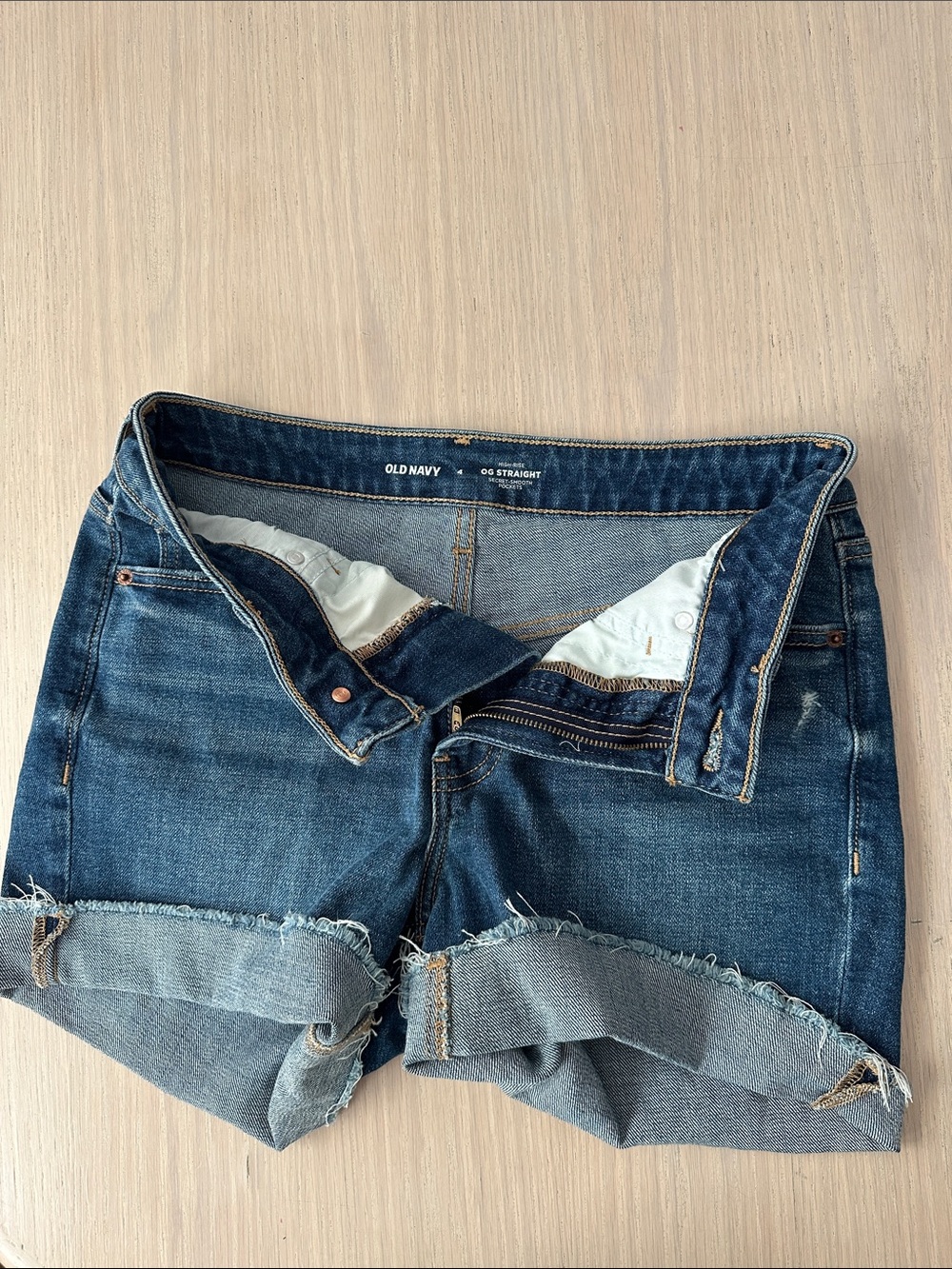 Old Navy Blue Rolled-Hem Boyfriend Jeans Shorts sz 4